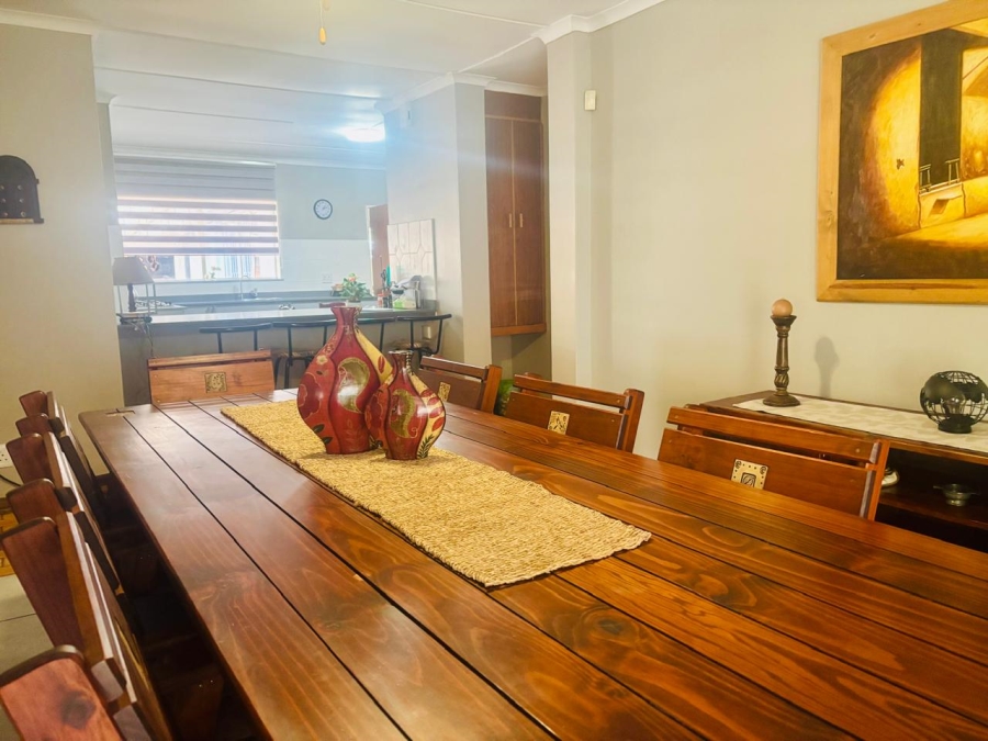 4 Bedroom Property for Sale in Heuwelsig Free State